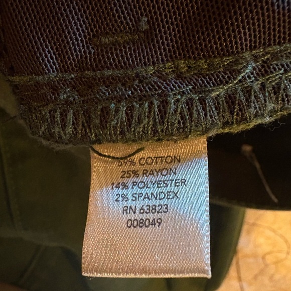 Christopher & Banks Signature Slimming Pants women’s size 6P - Picture 5 of 9